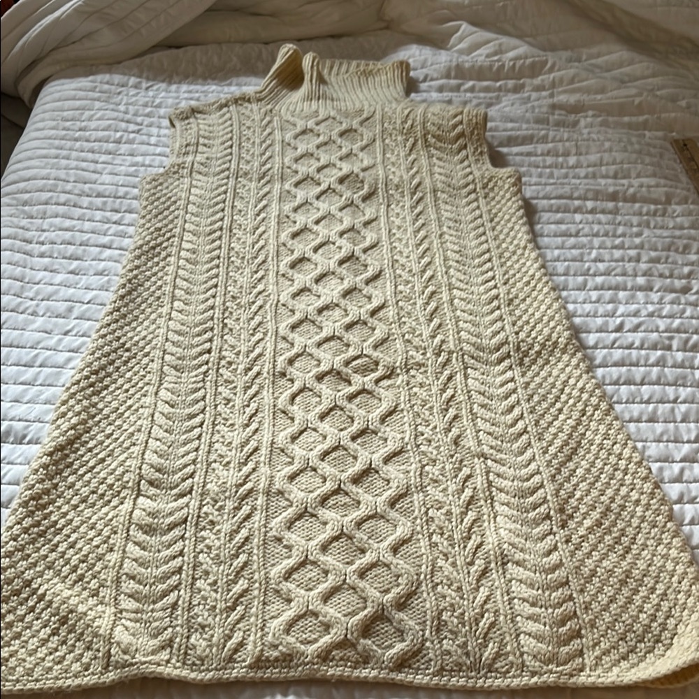 Cream Cable Knit Sleeveless Sweaterdress!